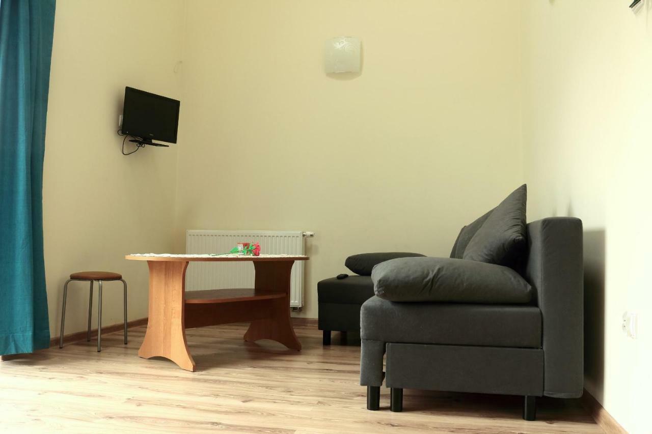 Apartamenty Przy Trakcie Cesarskim Wegierska Gorka Exterior photo