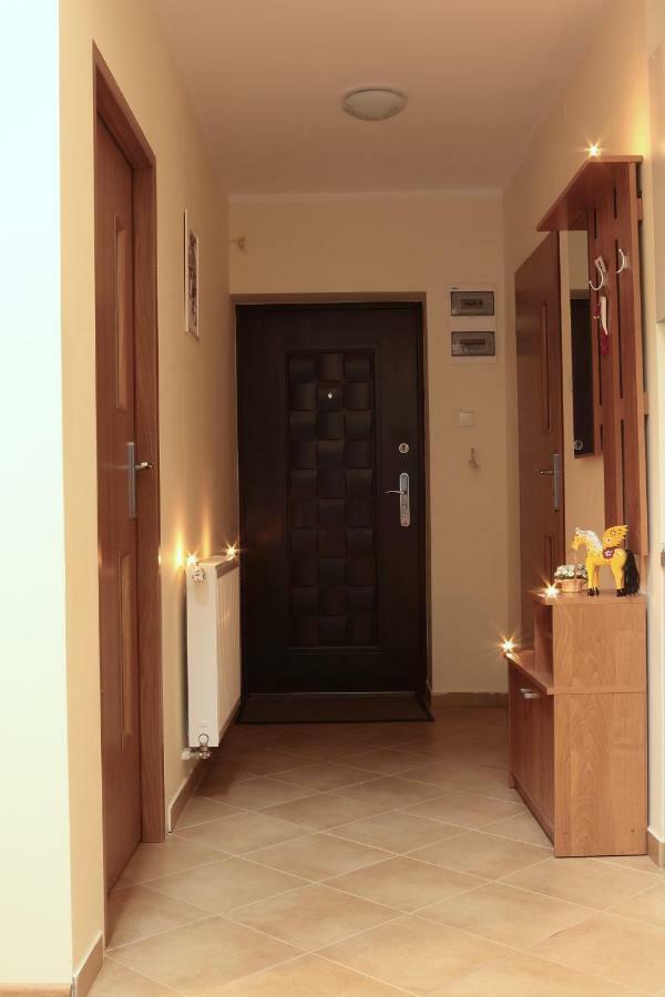 Apartamenty Przy Trakcie Cesarskim Wegierska Gorka Exterior photo